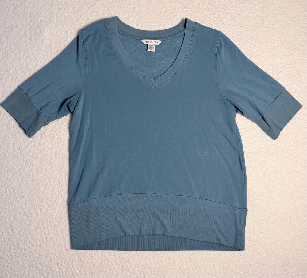 Athleta Coaster Luxe V-Neck Short Sleeve Sweatshirt Blue Size M